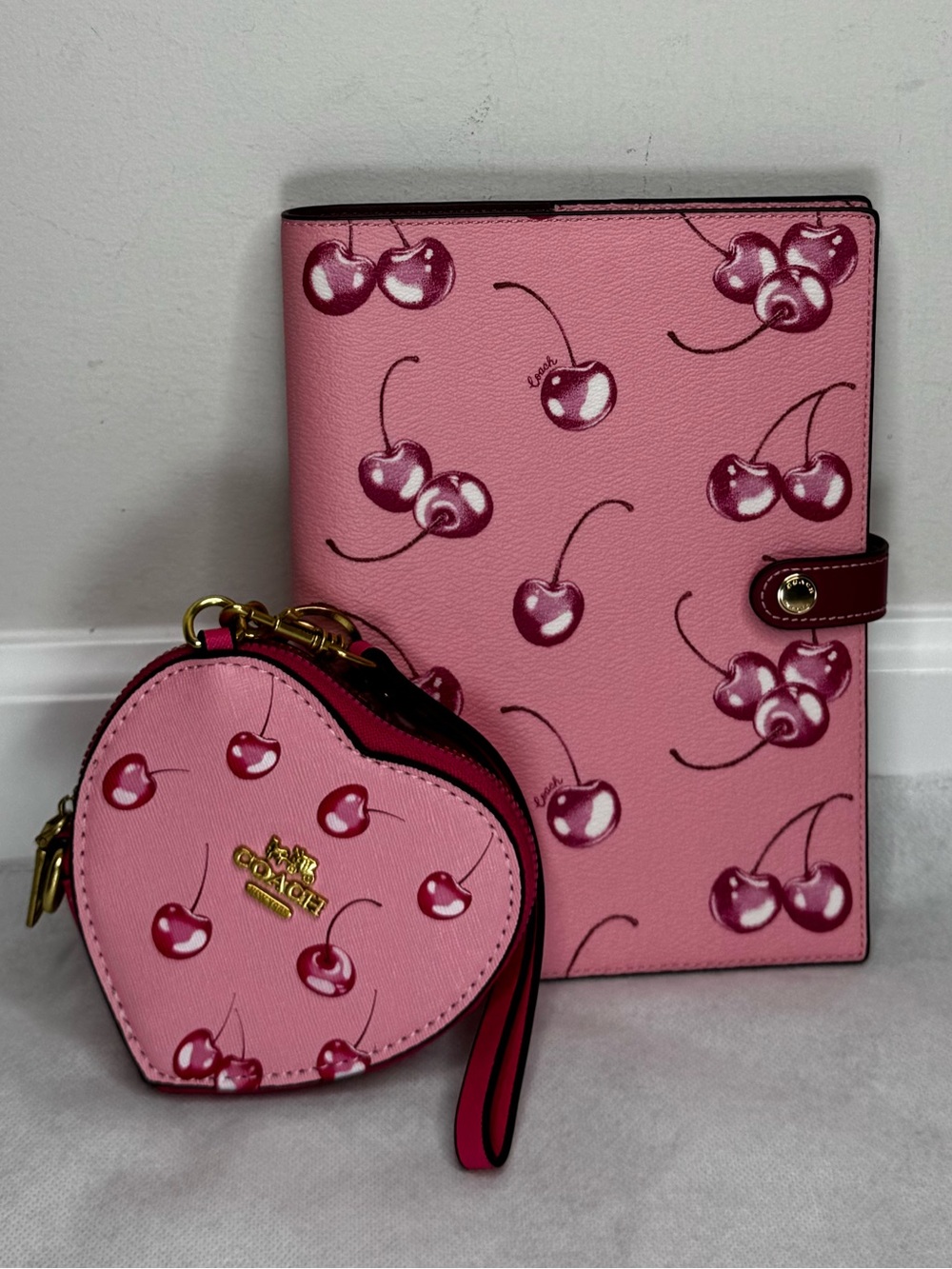 Coach NWT Pink w/ Cherry Print Notebook & Matching Boxed Heart-shaped Wristlet